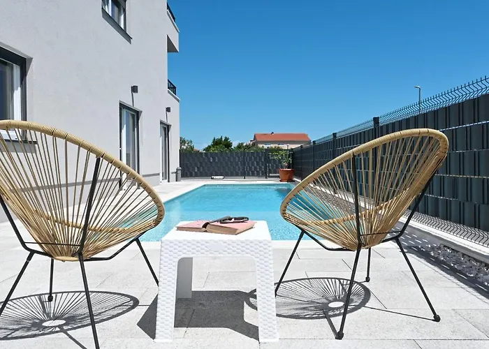 Luxury Apartment Maravic With Private Pool