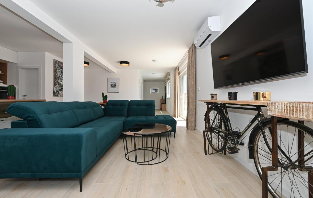 Appartement Luxury Maravic With Private Pool *